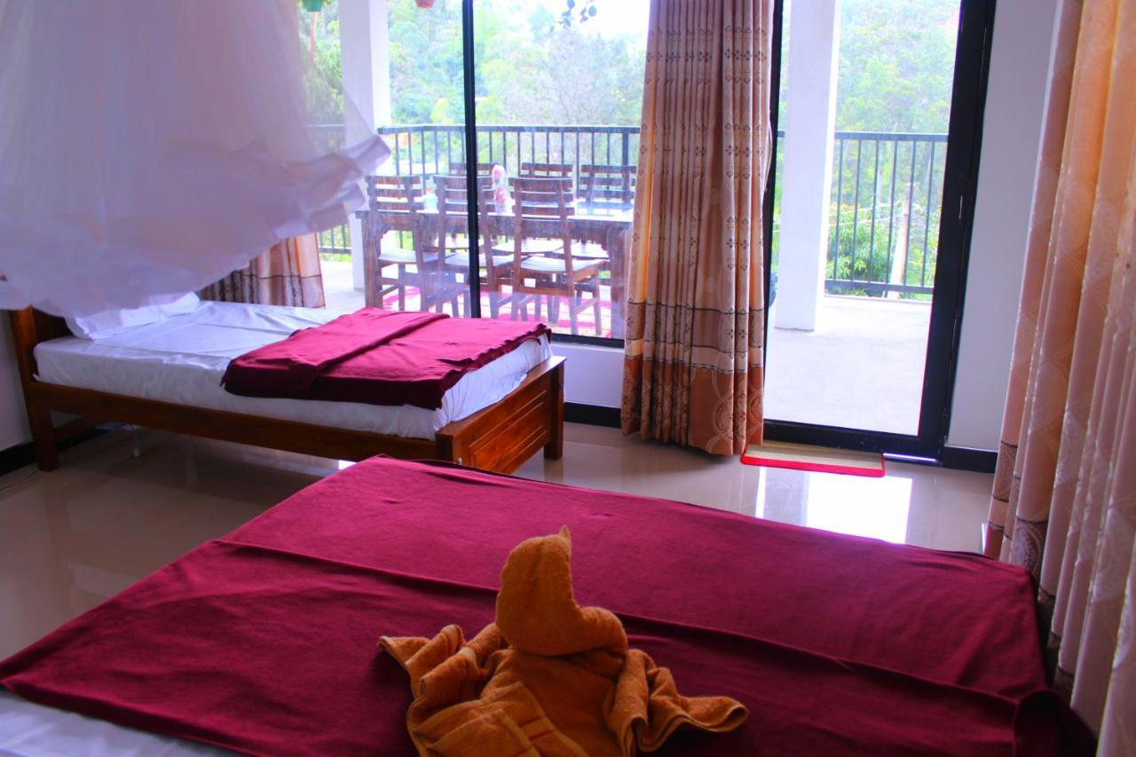 Thilini Homestay Ella Ngoại thất bức ảnh